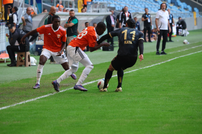 Adanaspor,  Bandırmaspor’a 0-1 mağlup oldu