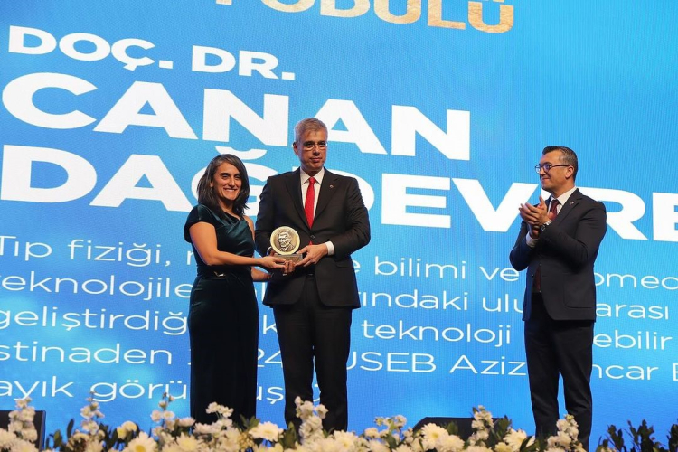 canan dağdeviren ödül