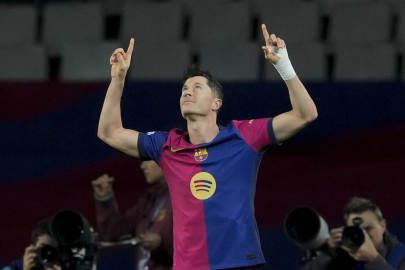 Fenerbahçe Lewandowski için ilk teması kurdu