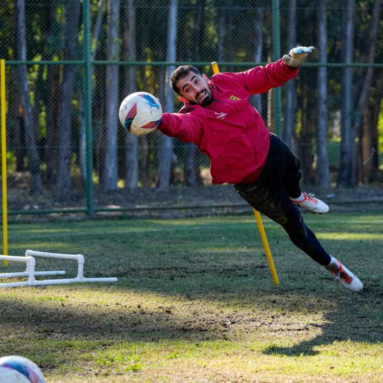 Adana 01 FK, Altınordu FK maçının hazırlıklarını sürdürdü 3