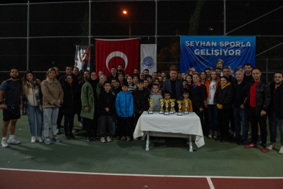 Seyhanlı sporcular, 24 Kasım Tenis Turnuvası'nda şampiyonluk için yarıştı