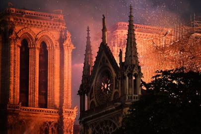 850 yıllık Notre Dame Katedrali, yangından 5 yıl sonra yeniden açılıyor