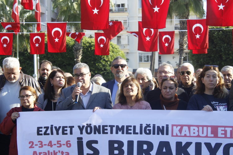 Aile hekimleri Atatürk Parkı’nda taleplerini yineledi