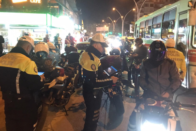 Adana'da motosiklet kazalarını önlemek için 30 gün süren denetimlerde 6 bin 342 ceza yazıldı