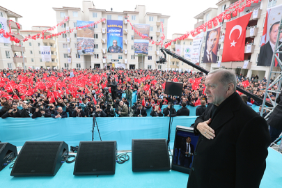 Cumhurbaşkanı Erdoğan Gaziantep’te 5 bin 113 deprem konutunun anahtarlarını teslim etti