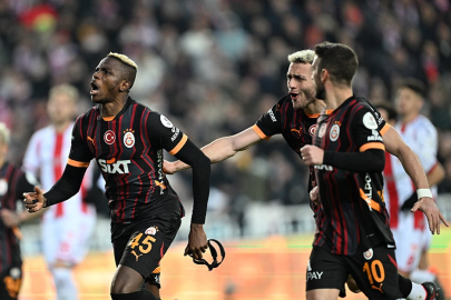 Galatasaray zorlu Sivas deplasmanından 3 puanla döndü