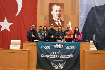 'Hayat Motorcuya Güzel' eğitimiyle motosiklet sürücüleri trafikte güvenli sürüş için bilgilendirildi