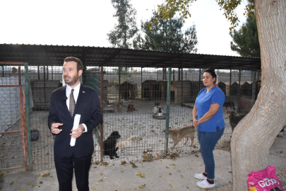 Ceyhan Belediye Başkanı Aydar, hayvan barınağına yönelik eleştirilere canlı yayında yanıt verdi