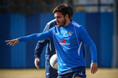 Adana Demirspor'da Beşiktaş maçının mesaisi sürüyor