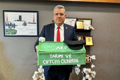 CHP'li Barut Meclis kürsüsüne tabutla çıkmak istedi, engellendi: Çiftçinin hakkını savunacağız