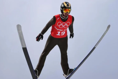 Fatih Arda İpcioğlu, Kayakla Atlama Dünya Kupası’nda Tarihi Başarı elde etti