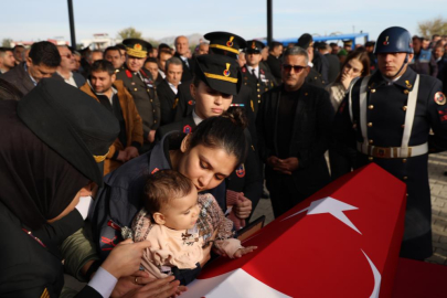 Şehit Uzman Çavuş Nurettin Yaşar, Adana’da son yolculuğuna uğurlandı