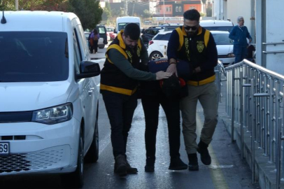 Adana'da yaya geçidinde doktora bıçaklı saldırı: Şüpheli tutuklandı