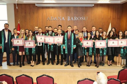 Adana Barosu, 2024 Yılını Ruhsat Töreniyle tamamladı