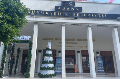 Yeni yılın ilk gününde Adana’da sokaklar boş kaldı