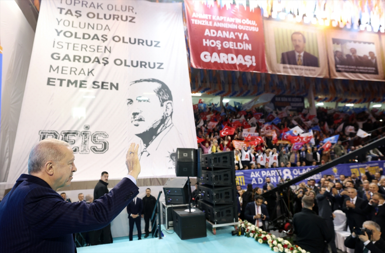 ak parti adana kongresi