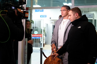 Fenerbahçe'nin prensip anlaşmasına vardığı Diego Carlos, İstanbul'a geldi