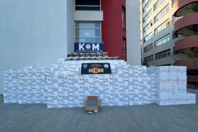 Adana’da kaçakçılığa büyük darbe: Milyonlarca makaron ele geçirildi