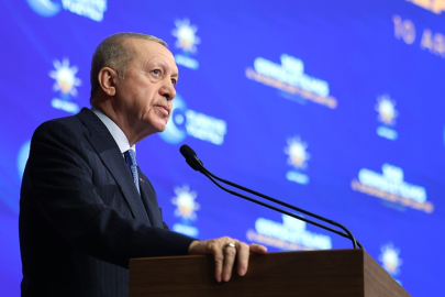 Cumhurbaşkanı Erdoğan’dan depremzedelere 201 bininci konut teslimi