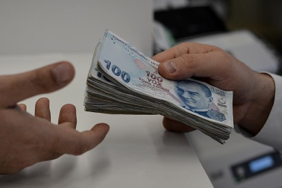 Emekli maaşı farkı ödeme tarihi belli oldu! 4C memur emeklisi için ek ödeme hesaplara yatıyor