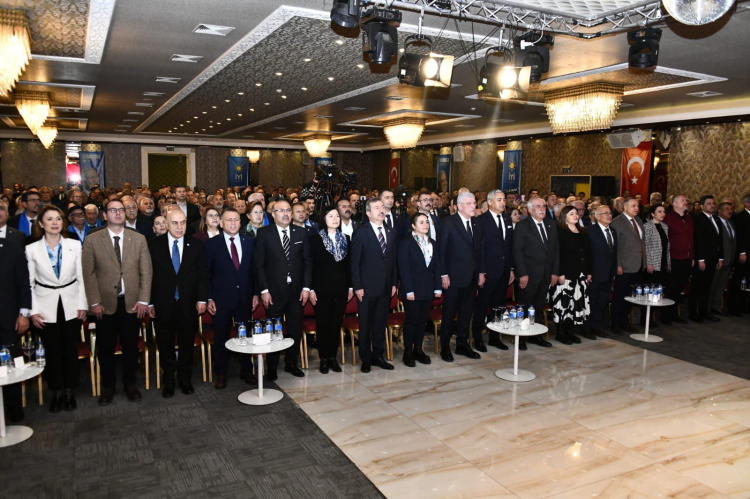 Dervişoğlu: Partiden   gidenlerin arkasından üzülmedik, yolumuza devam ediyoruz 