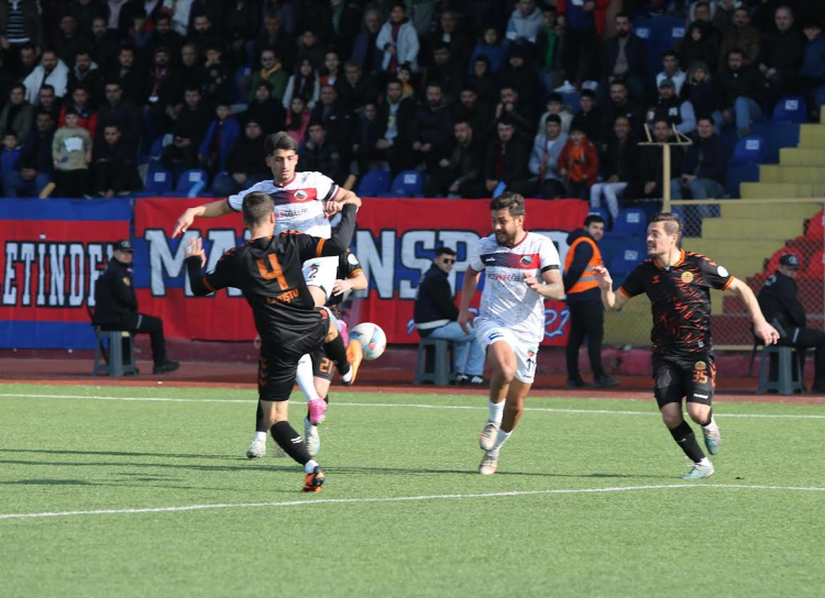 Mardin 1969 Spor, İzmir Çoruhlu’yu 4-1 mağlup etti! Zirve takibi sürüyor 3