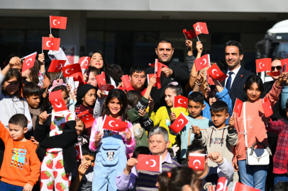 Çukurova Belediyesi, özel çocuklar için keyifli bir şenlik düzenledi