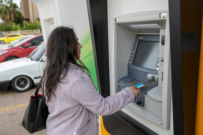 Mersin Büyükşehir Belediyesi, öğrencilere ve dar gelirli vatandaşlara destek sağlamaya devam ediyor