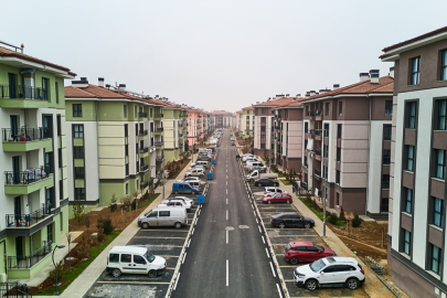 Deprem bölgesindeki 452 bin 983 konut, yıl sonuna kadar hak sahiplerine teslim edilecek