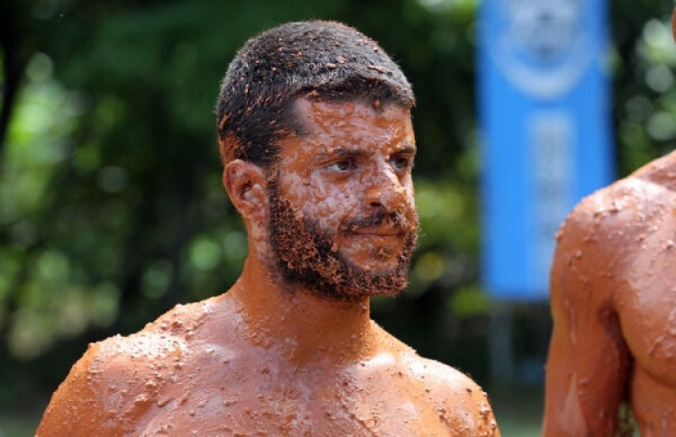 Acun Ilıcalı açıkladı! Survivor 2025’e yedeklerden 5 yeni yarışmacı katıldı 6