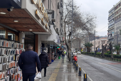 Ege Denizi sallanmaya devam ediyor: 5,2 büyüklüğünde deprem İzmir’de de hissedildi