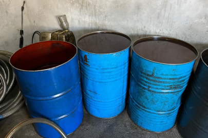 Adana'da kaçak akaryakıt baskını: Bin litre kaçak akaryakıt ele geçirildi