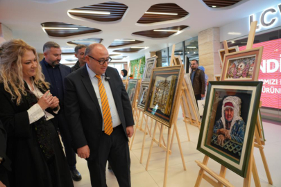 Erdemli'deki kursiyerlerin eserleri sergilendi