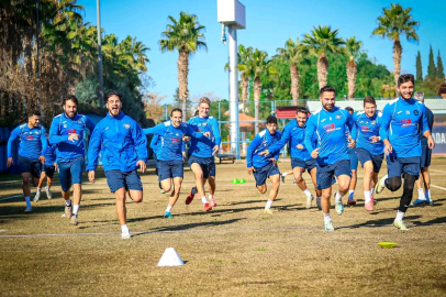 Adana Demirspor bir yıldızını daha kaybetti