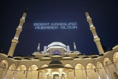 Berat Gecesi için en güzel kandil mesajları: Dualı, anlamlı ve farklı kandil sözleri | 2025