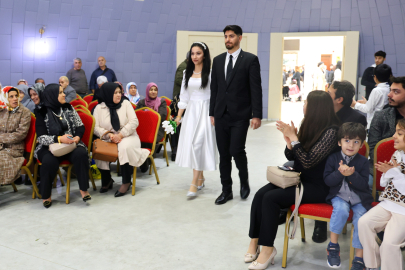 Adana'da Sevgililer Günü'nde nikah yoğunluğu yaşanıyor