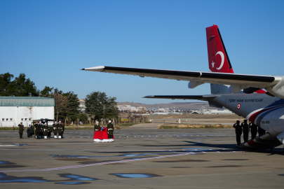 Şehit Osman Oktay'ın son yolculuğuna uğurlandı