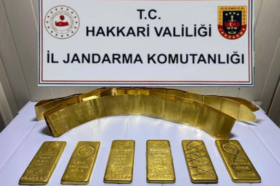 Hakkari'de Jandarma ekiplerinden büyük altın operasyonu: 8 kilo kaçak altın ele geçirildi