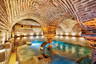 Fatih’te 1500 yıllık tarihi sarnıç masaj salonuna çevrildi!