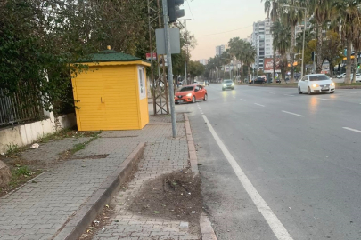 Adana'da kaldırıma 'taksi durağı' tepkisi