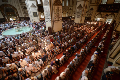 21 Şubat Cuma Hutbesinde sihir ve büyüyle uğraşanlara mesaj! ''Gaybın bilgisi yalnızca Allah'a aittir"