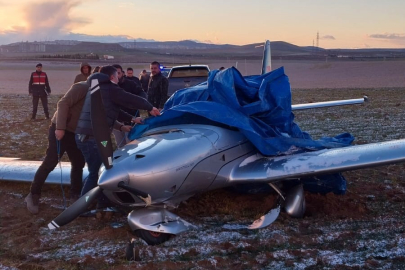 Polatlı’da eğitim uçağı tarlaya acil iniş yaptı