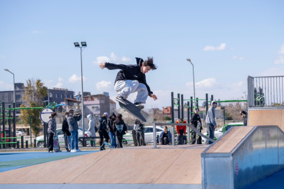Kaykay tutkunları Adana’da buluştu