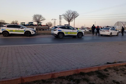 Konya'da tırın çarptığı polis aracında 1 şehit, 2 yaralı