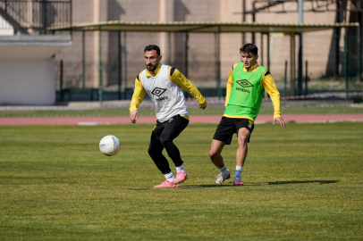 Adana 01 FK'den taraftarlara çağrı: Tribünleri dolduralım!