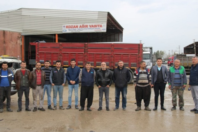 Kozan sanayi sitesi esnafı deredeki kirlilik yüzünden müşteri kaybediyor