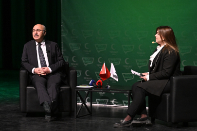 Adana Valisi Köşger, Yeşilay Haftası'nda gençlerle buluştu