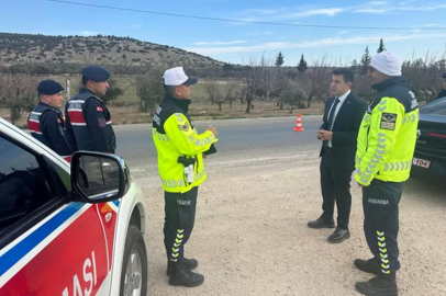 Mut Kaymakamı Uğur'dan trafik denetimlerine ziyaret