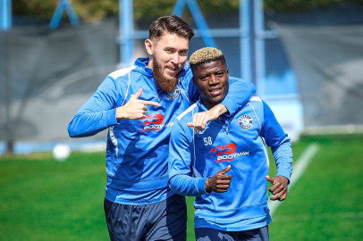 Adana Demirspor, Samsunspor maçının başlama saatini bekliyor