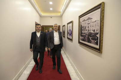 CHP’nin Cumhurbaşkanı aday adayı Ekrem İmamoğlu Adana’ya geliyor